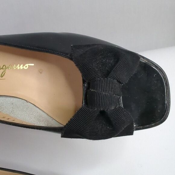 Salvatore Ferragamo Boutique 6.5 B Black Patent Leather With Bow Open Toe Slide - Picture 6 of 16